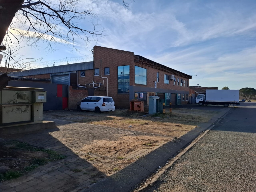 To Let Commercial Property for Rent in Oos Einde Free State